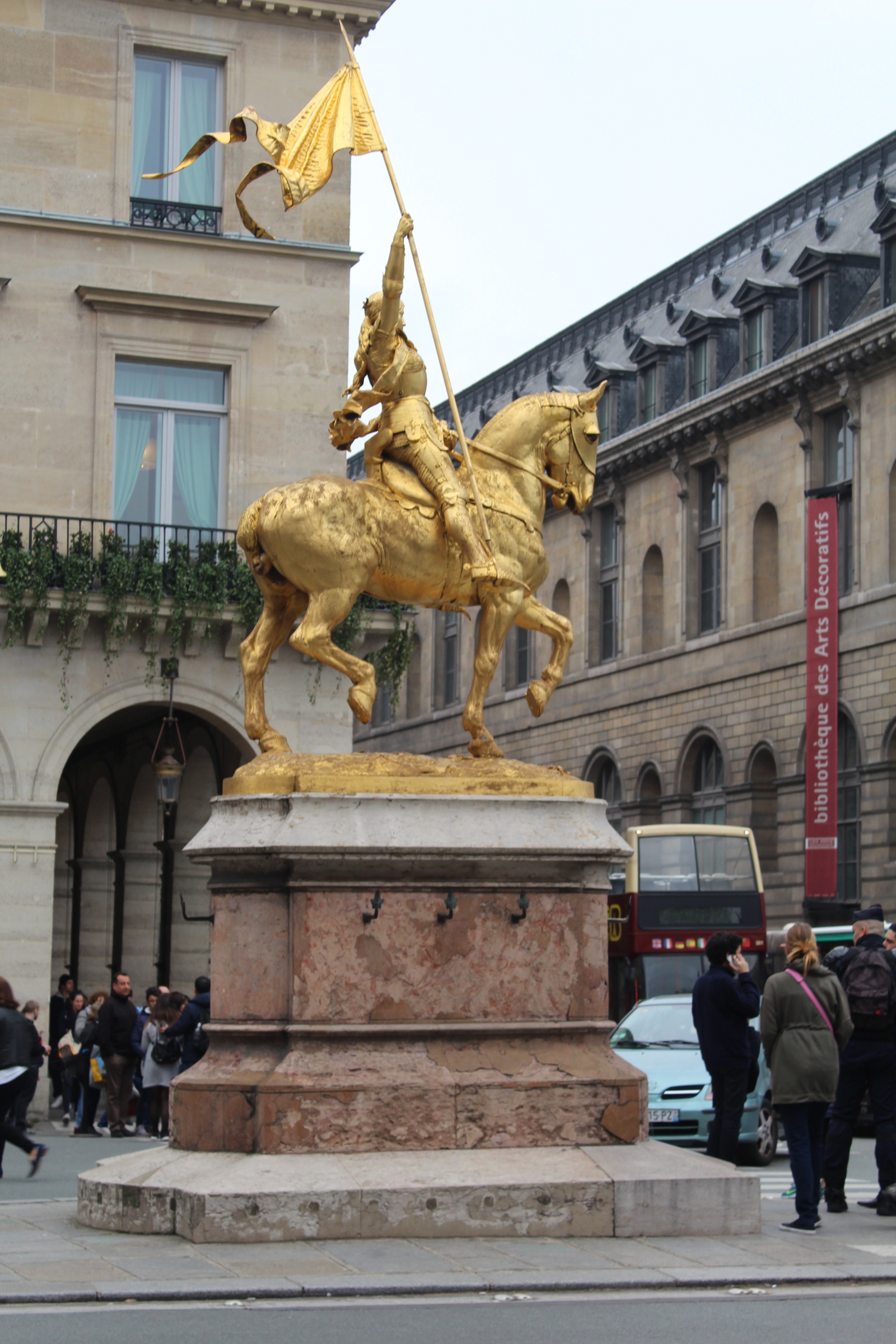 Denkmal für Jeanne d’Arc in Paris